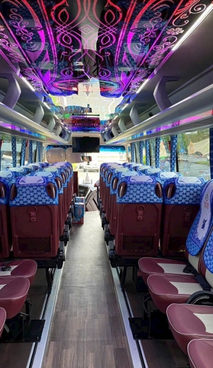 Nội thất xe 45 chỗ sang xin của tuấn liễu