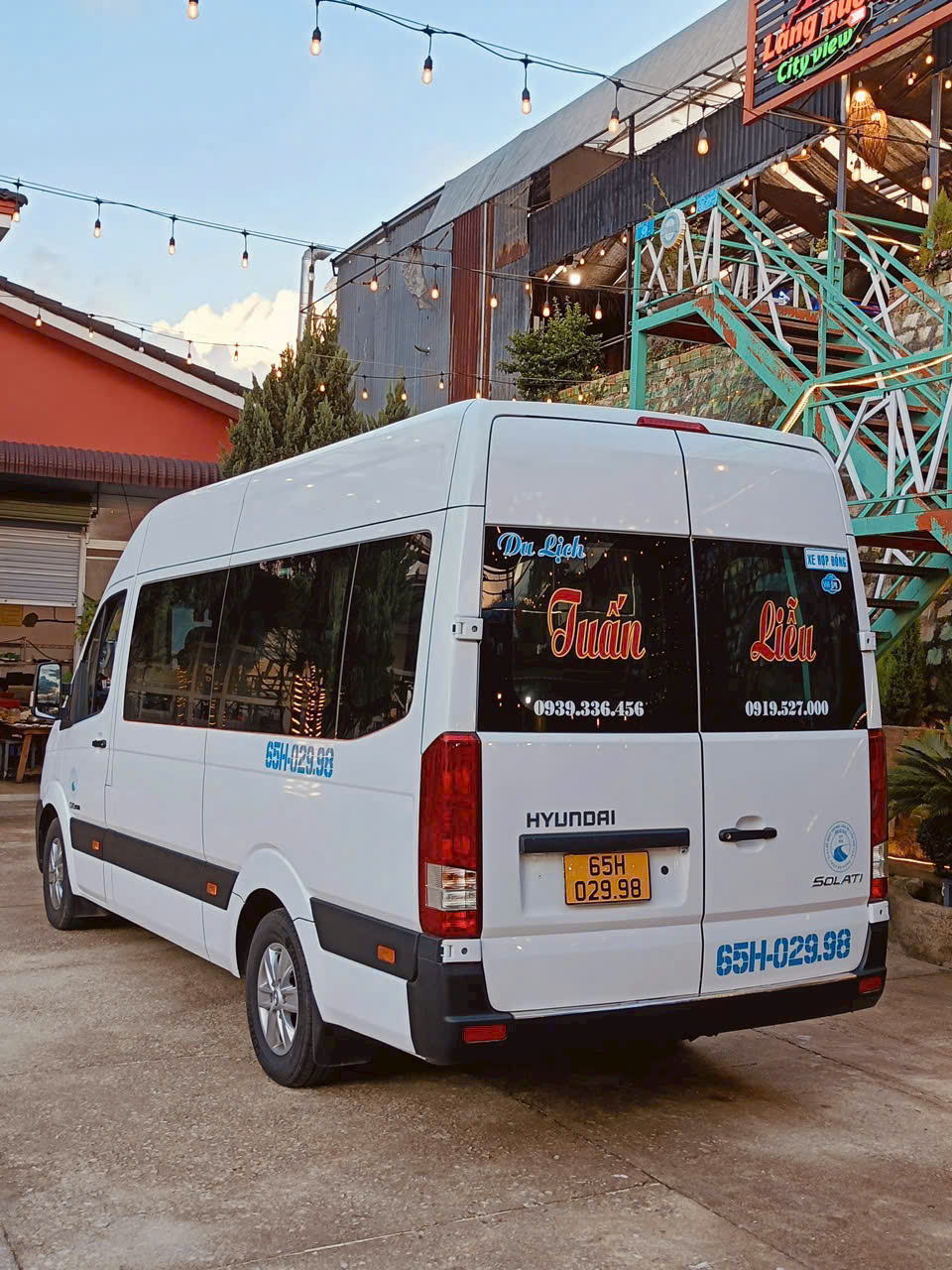 thuê xe du lịch Cần Thơ đi Sài Gòn giá rẻ