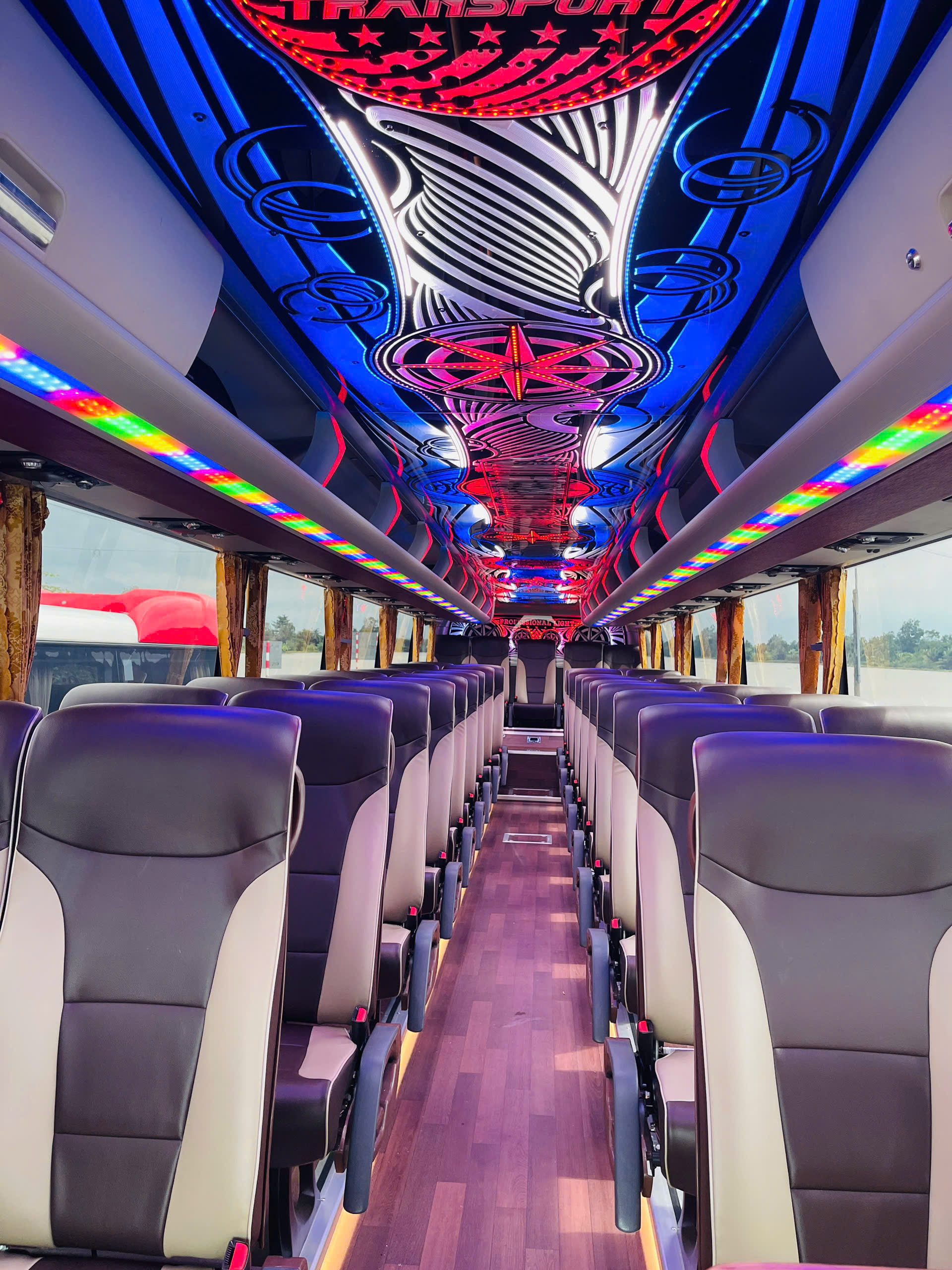 CHO THUÊ XE 45 CHỖ ĐƯA ĐÓN CÔNG NHÂN VIÊN TẠI CẦN THƠ