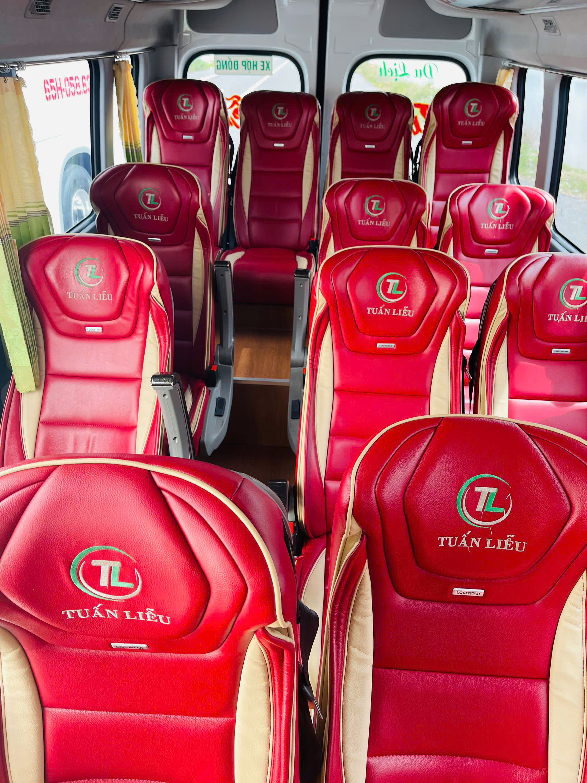 nội thất xe 16 chỗ đám cưới cần thơ
