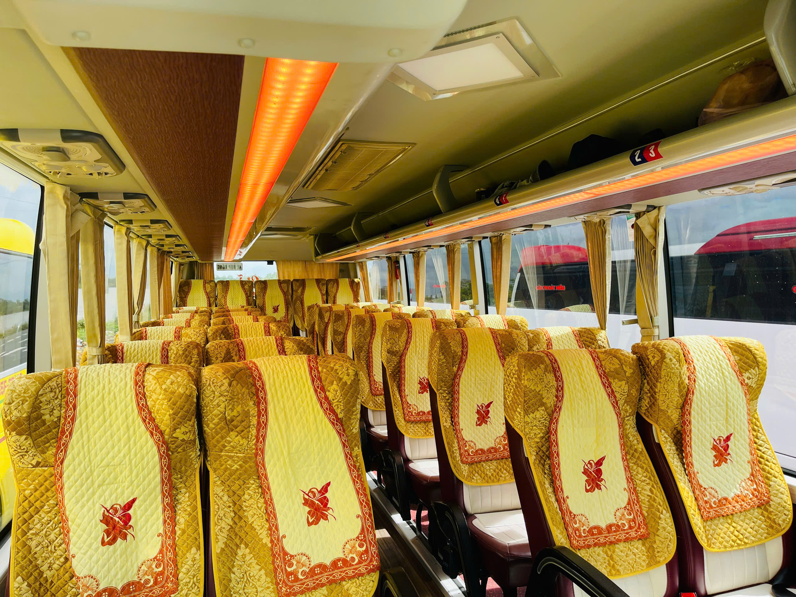 cho thuê xe 29 chỗ Cần Thơ