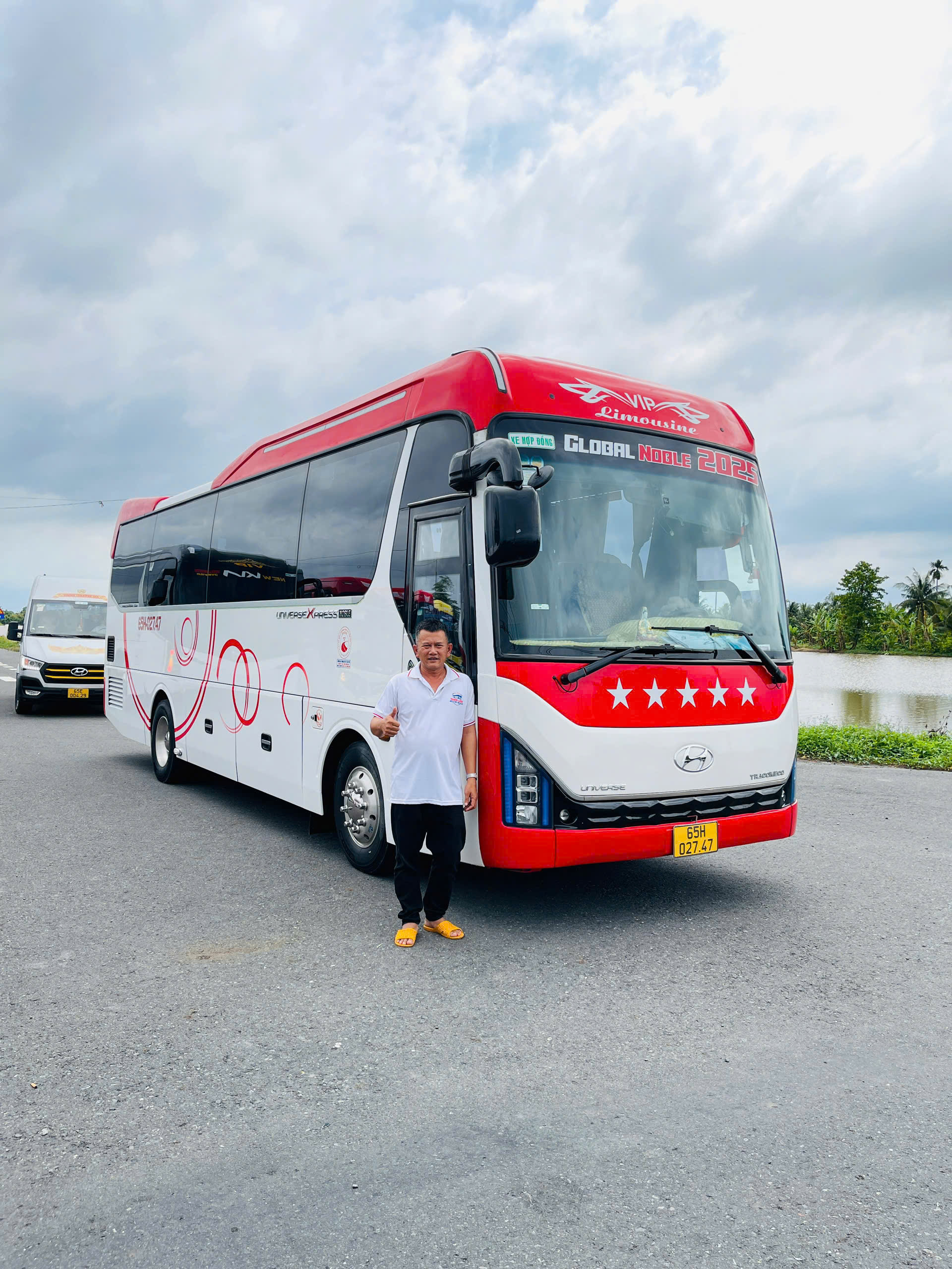      Xe 29 chỗ Thaco Town đời mới, tại Tuấn Liễu.