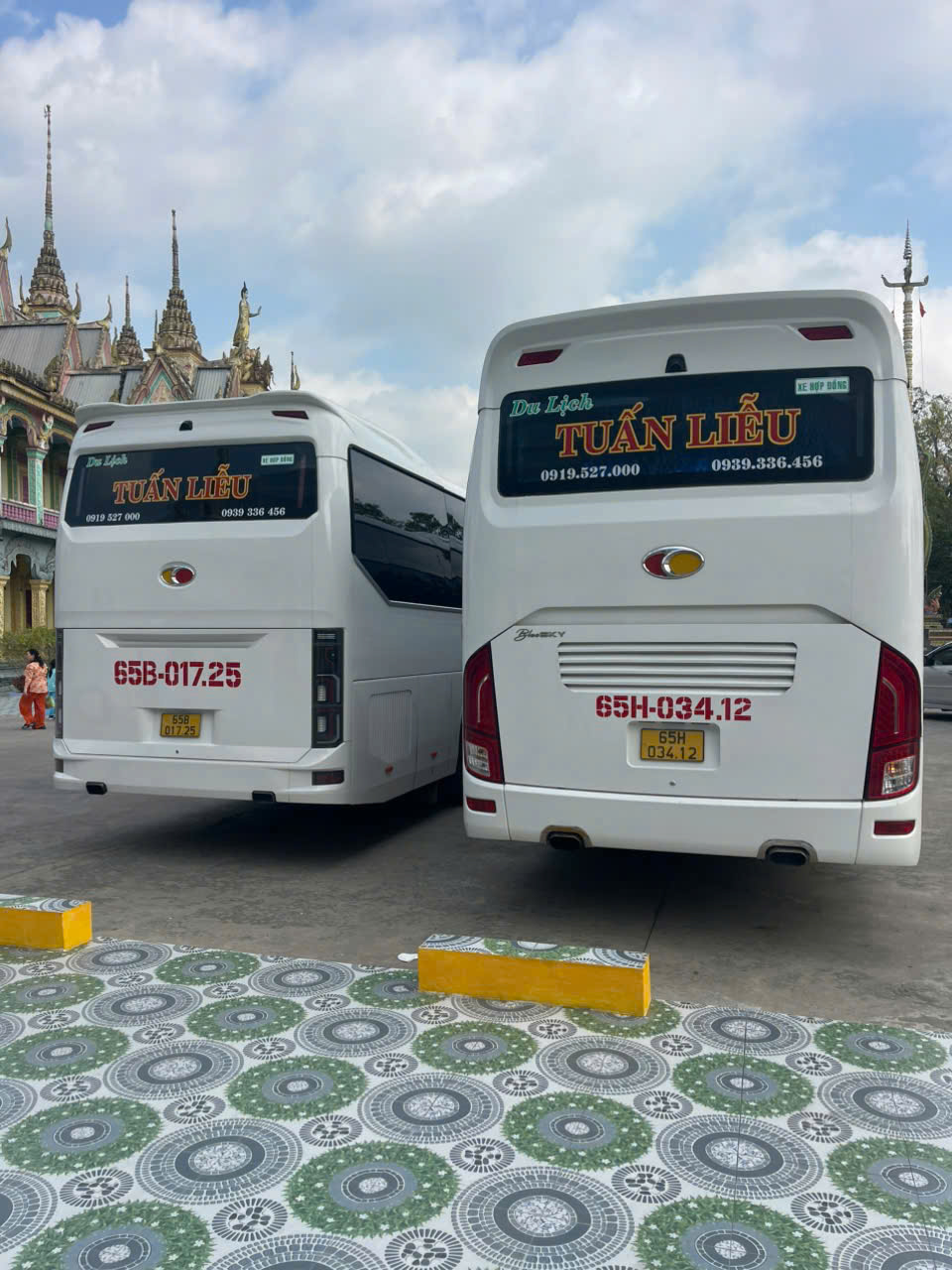 Xe 34 chỗ của tuấn liễu